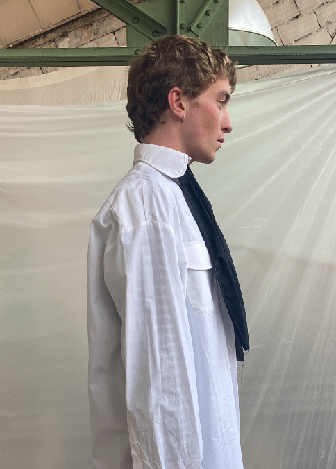 WHITE SHIRT